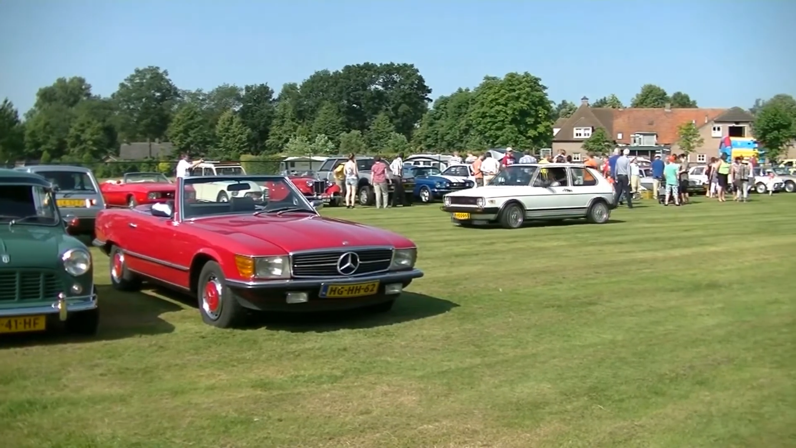 Video | 11e Rondje Rooi voor Oldtimers